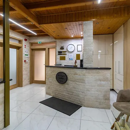 Tisza Panzio Es Gasthof 3*